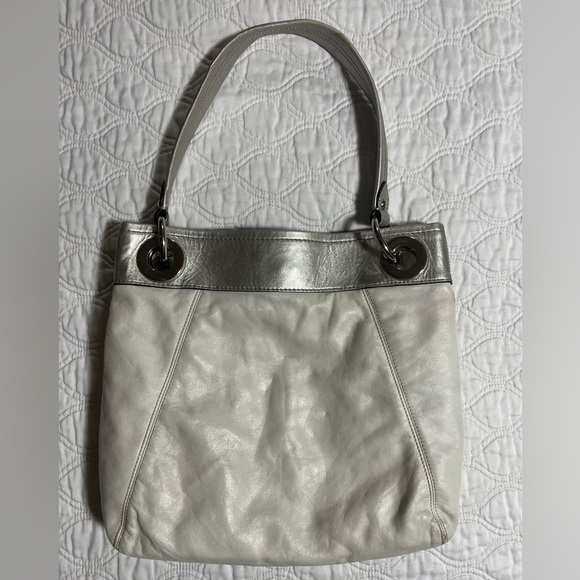 Coach Ashley Signature Hippie Shoulder Bag - Picture 2 of 7